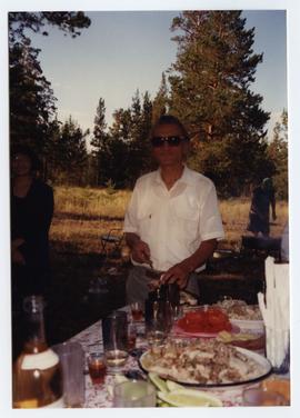 Dr. Mukhanov 7/1997 [picnic]