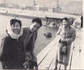 People on the pier