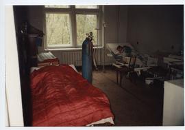 1996 [hospital room, gas tank]